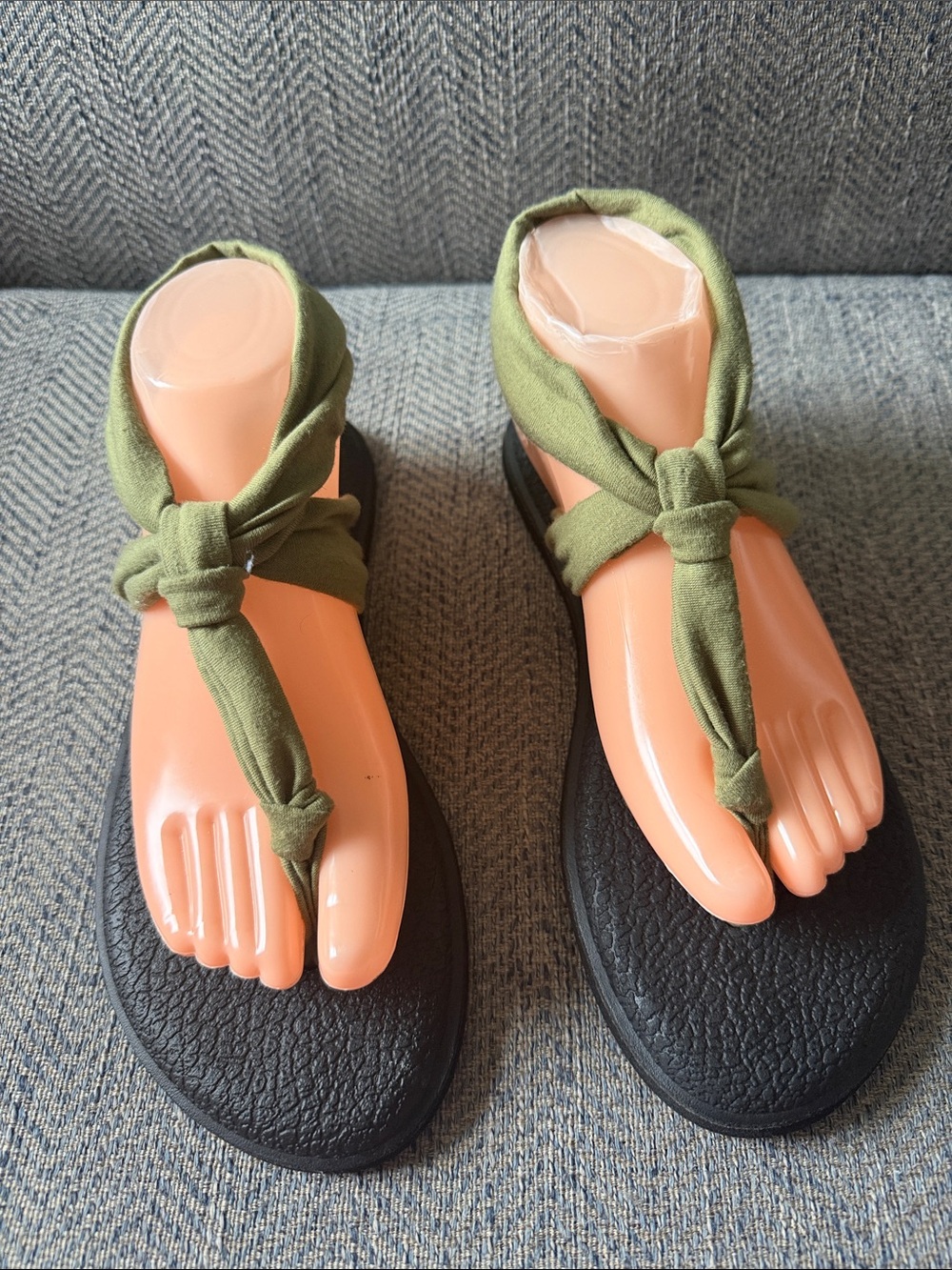 Sanuk Green Fabric sandals Size: 8
